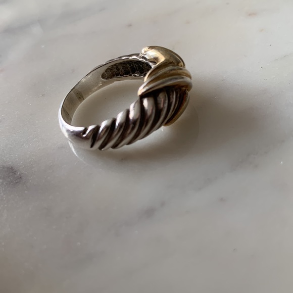 3/$25 ⭐️ Vintage Silver and Gold Knot Ring Size 10 - Picture 3 of 3